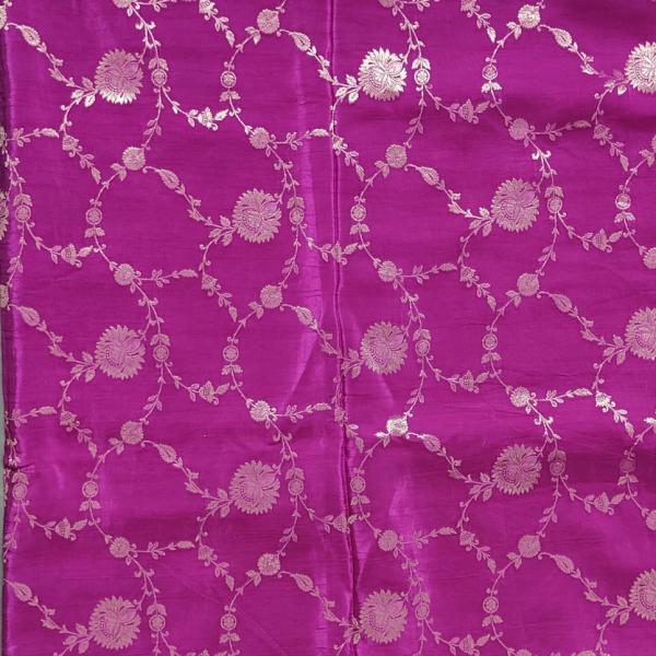 Purple Dola Silk Saree With Heavy Jaal Design